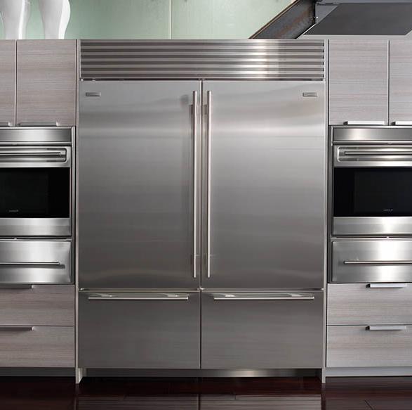 SubZero BI30U ENERGY STAR® 16.8 Cu. Ft. Bottom Freezer Refrigerator